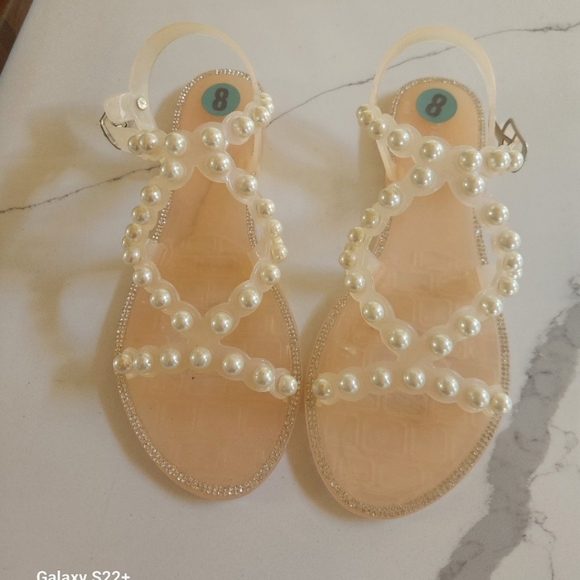 Sandals - Picture 3 of 3